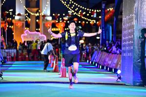 BIB: 5100
                            <button type="button" onclick="openModal(21801534)" class="btn btn-primary btn-sm float-right btn-popup" data-toggle="modal" data-target=".modal-high-quality">
                        <i class="fas fa-shopping-cart"></i> Add to Cart
                    </button>
                                            <button type="button" onclick="isThisMe(21801534, true)" class="btn btn-success btn-sm float-right btn-popup btn-isme hidden" data-toggle="tooltip" data-placement="bottom" title="นี่คือรูปของคุณใช่ไหม คลิกที่นี่เพื่อเอาเข้าอัลบั้ม">
                        <i class="fas fa-plus"></i> Add to album
                    </button>
                    <button type="button" onclick="isThisMe(21801534, false)" class="btn btn-warning btn-sm float-right btn-popup btn-isnotme hidden">
                        <i class="fas fa-ban"></i> Remove from album
                    </button>